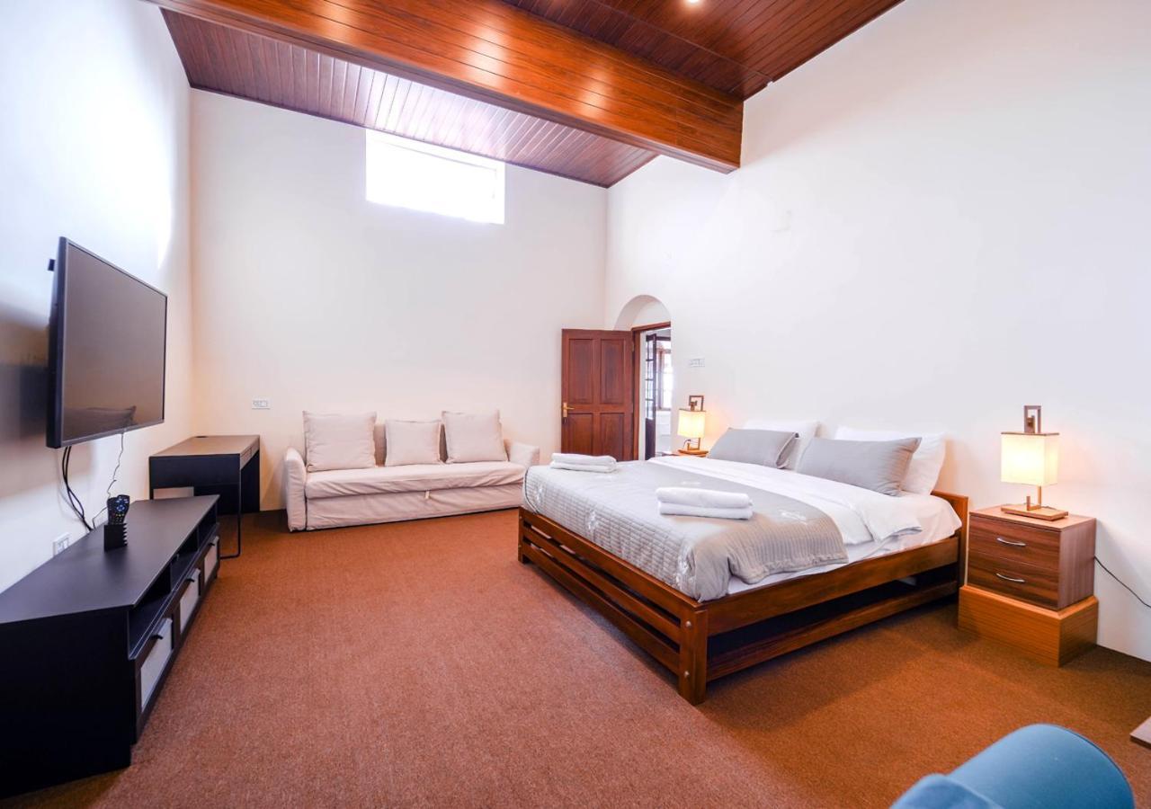 Lauriston Ooty Town Heritage Bungalow By Voye Homes Экстерьер фото