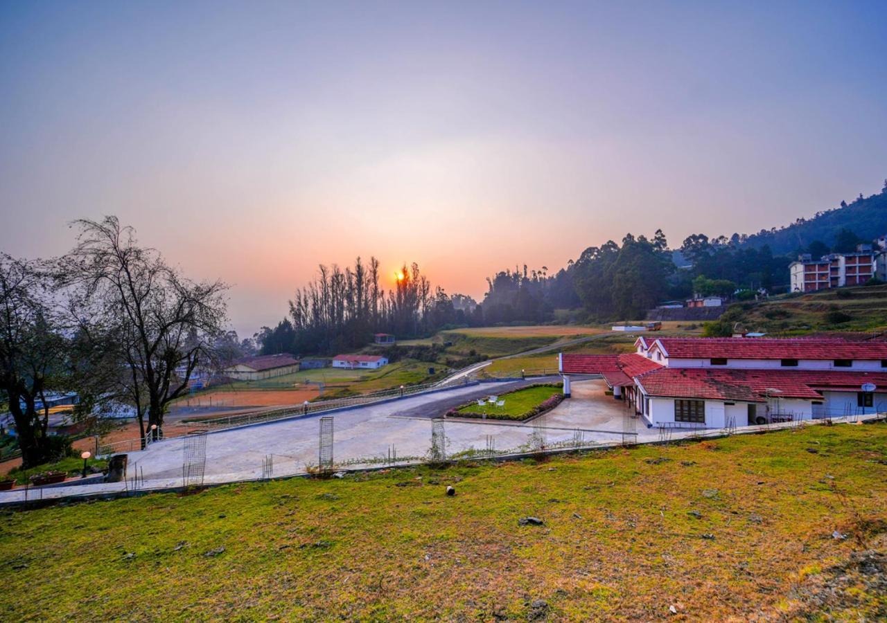Lauriston Ooty Town Heritage Bungalow By Voye Homes Экстерьер фото