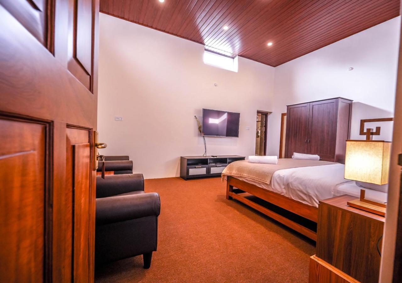 Lauriston Ooty Town Heritage Bungalow By Voye Homes Экстерьер фото